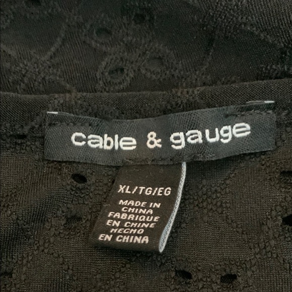 Cable & Gauge Black Lace Tie Front Short Sleeve Blouse - Picture 4 of 4